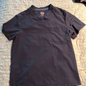 Men’s Dickies scrub top